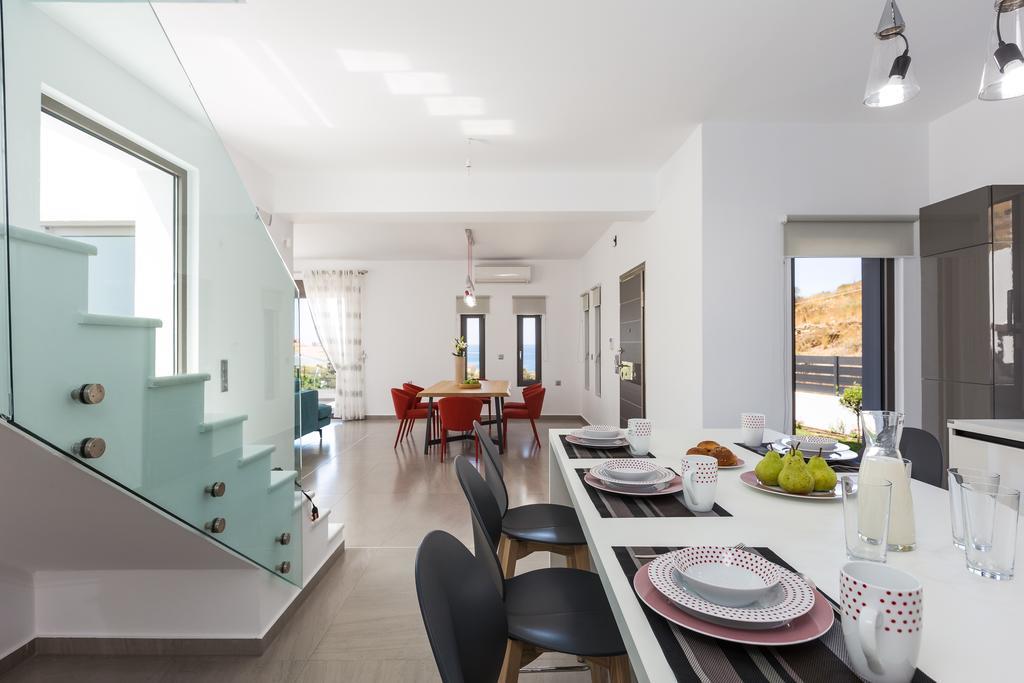 Eolia Iconic Villa, Walking Distance To The Beach, By Thinkvilla Pánormos 外观 照片